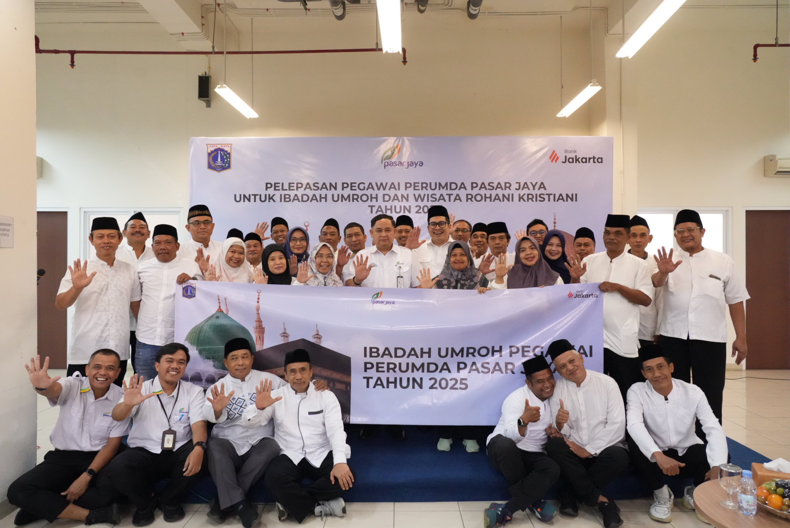 pelepasan-pegawai-untuk-umrah-dan-wisata-rohani