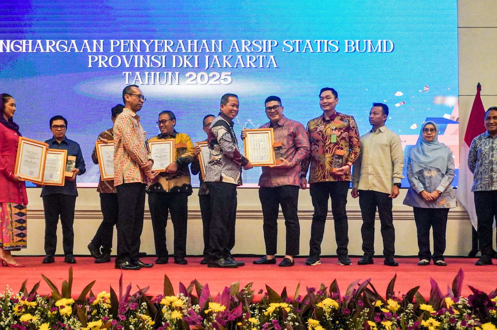 perumda-pasar-jaya-meraih-penghargaan-arsip-statis-tahun-2025